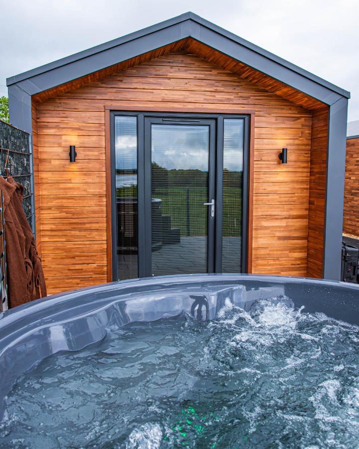 Lough Beg Glamping Hotell Newferry Eksteriør bilde