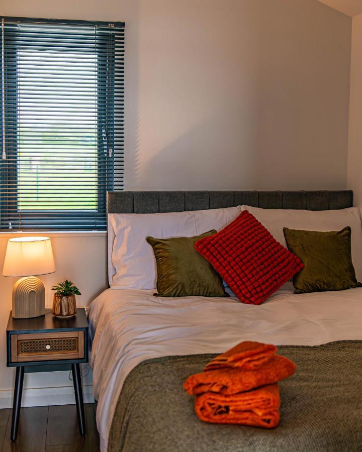 Lough Beg Glamping Hotell Newferry Eksteriør bilde