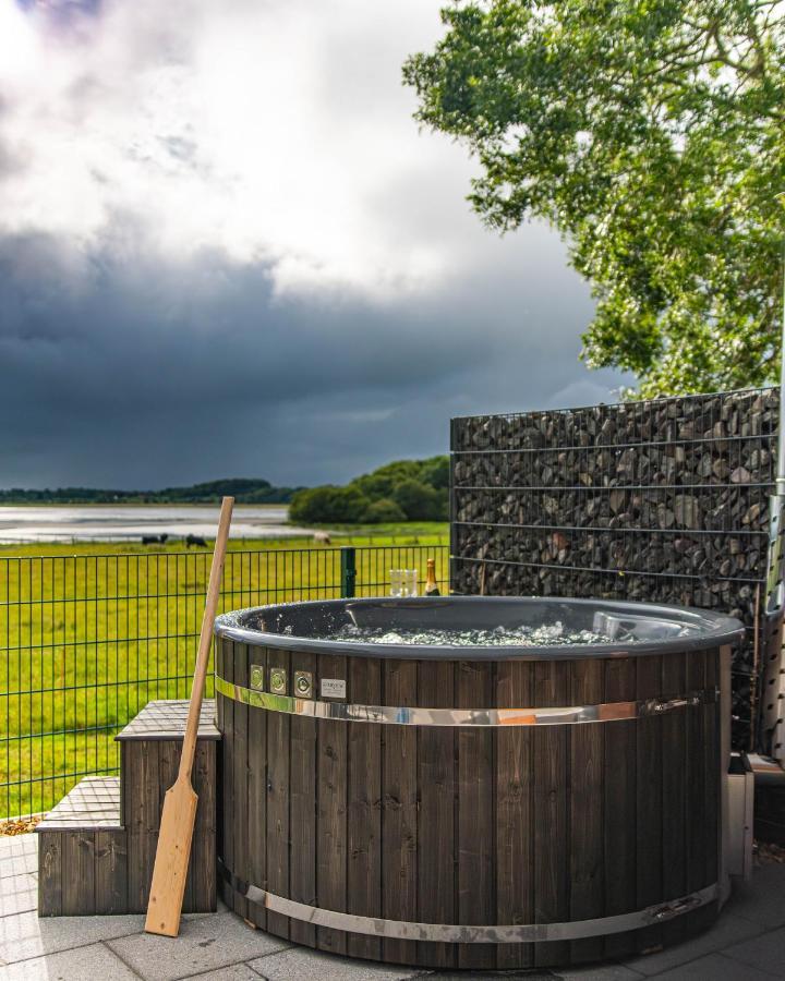 Lough Beg Glamping Hotell Newferry Eksteriør bilde